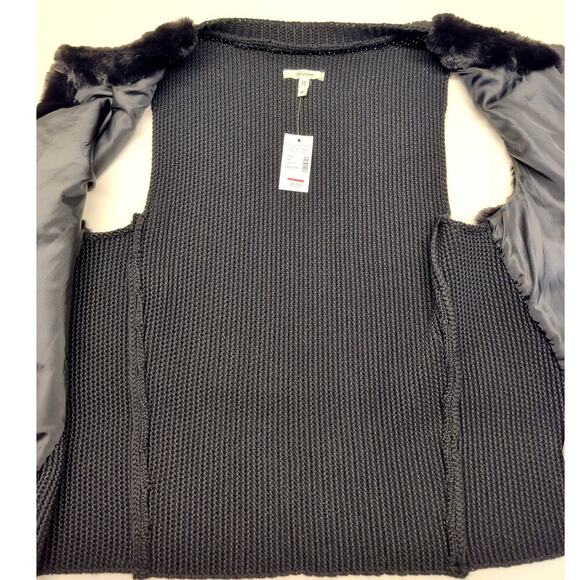 New Faux Fur Vest Crochet Back Black Charcoal Size Medium - Picture 4 of 9